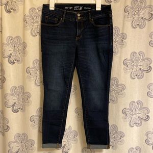 Apt 9 Essentials Slim Capri. Cuffed hem. Like new. Smoke free home. Size 10